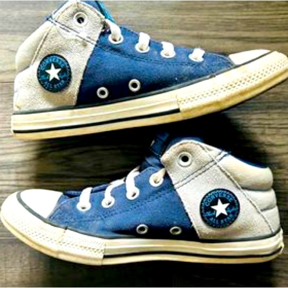 CONVERSE All Star youth size 2 high tops